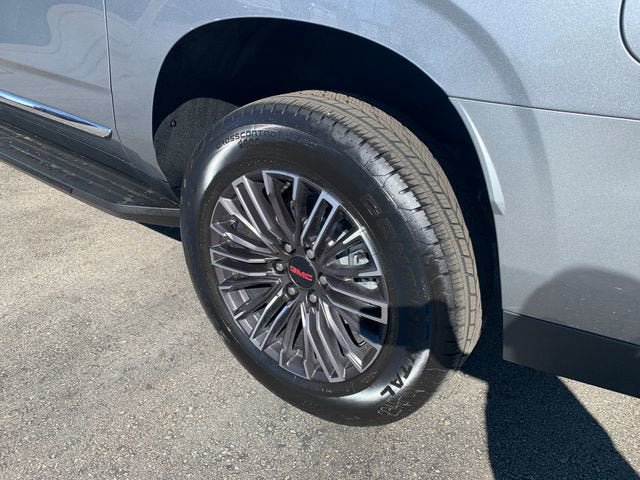 New 2026 GMC Yukon XL Elevation w/ Elevation Premium Package AWD/4WD image 9
