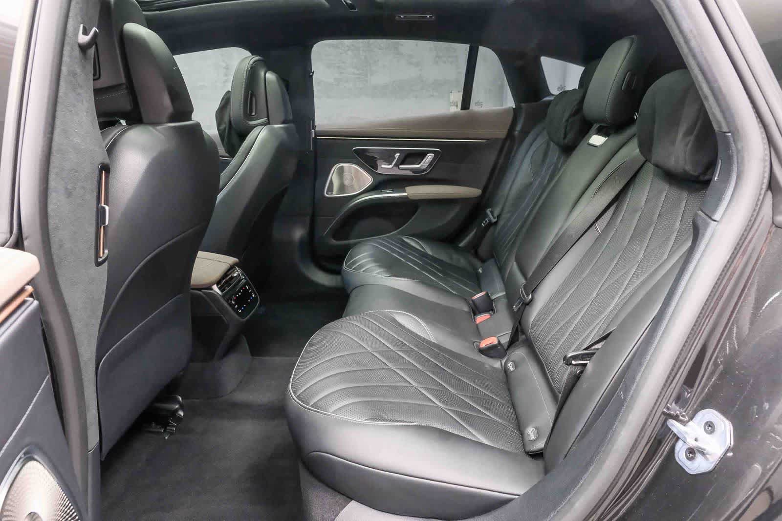 Certified 2024 Mercedes-Benz EQS 580 4MATIC Sedan image 21