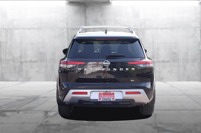 Certified 2025 Nissan Pathfinder SL FWD image 6