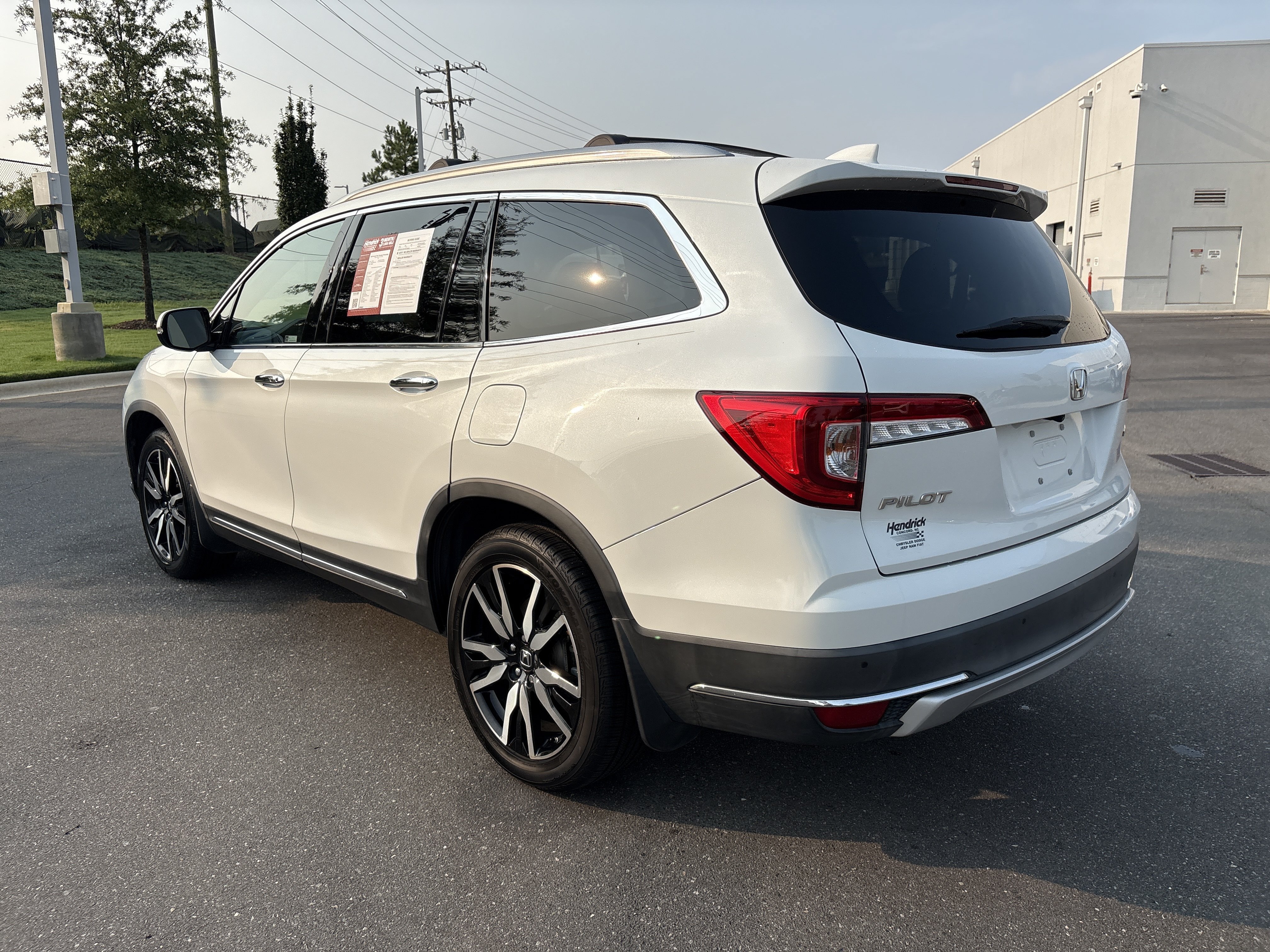 Used 2020 Honda Pilot Touring image 7