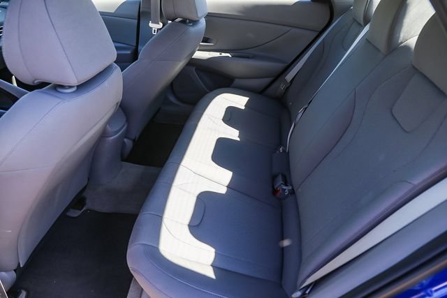 Certified 2023 Hyundai Elantra SE FWD image 20