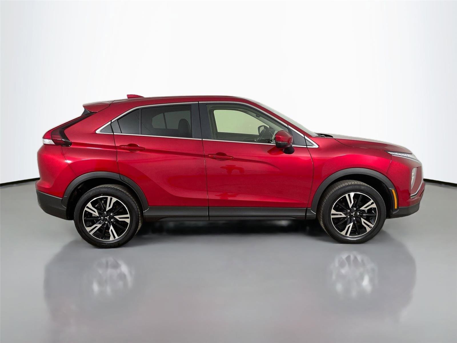 Used 2024 Mitsubishi Eclipse Cross SE image 8