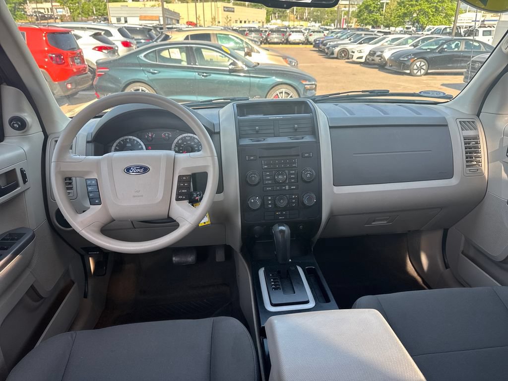 Used 2012 Ford Escape XLS FWD image 27