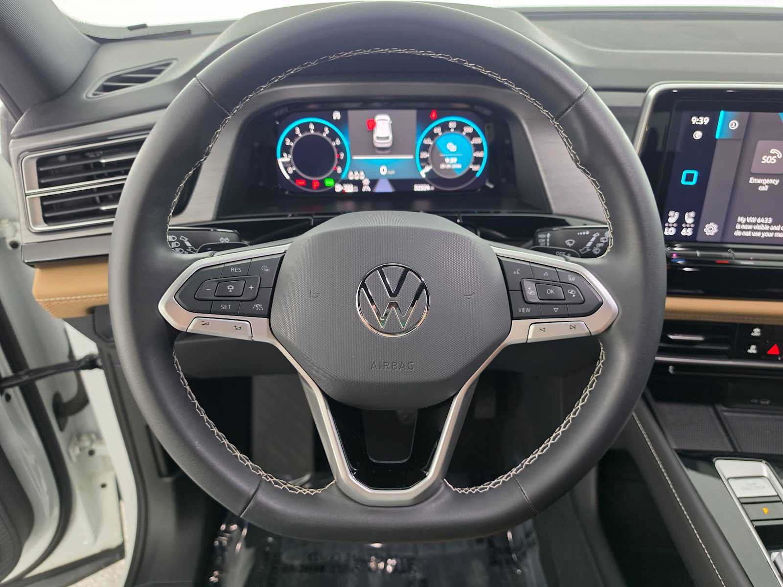 Used 2024 Volkswagen Atlas Cross Sport SE FWD image 22
