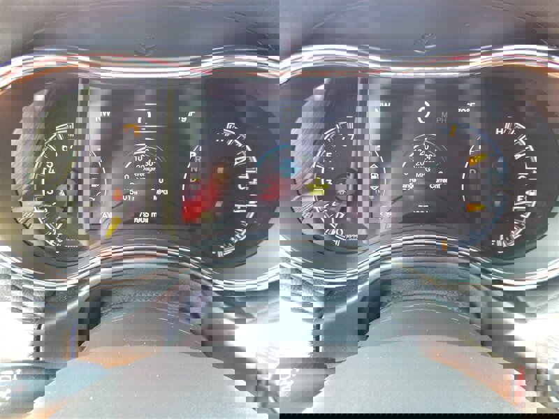 Used 2019 Jeep Grand Cherokee High Altitude image 29