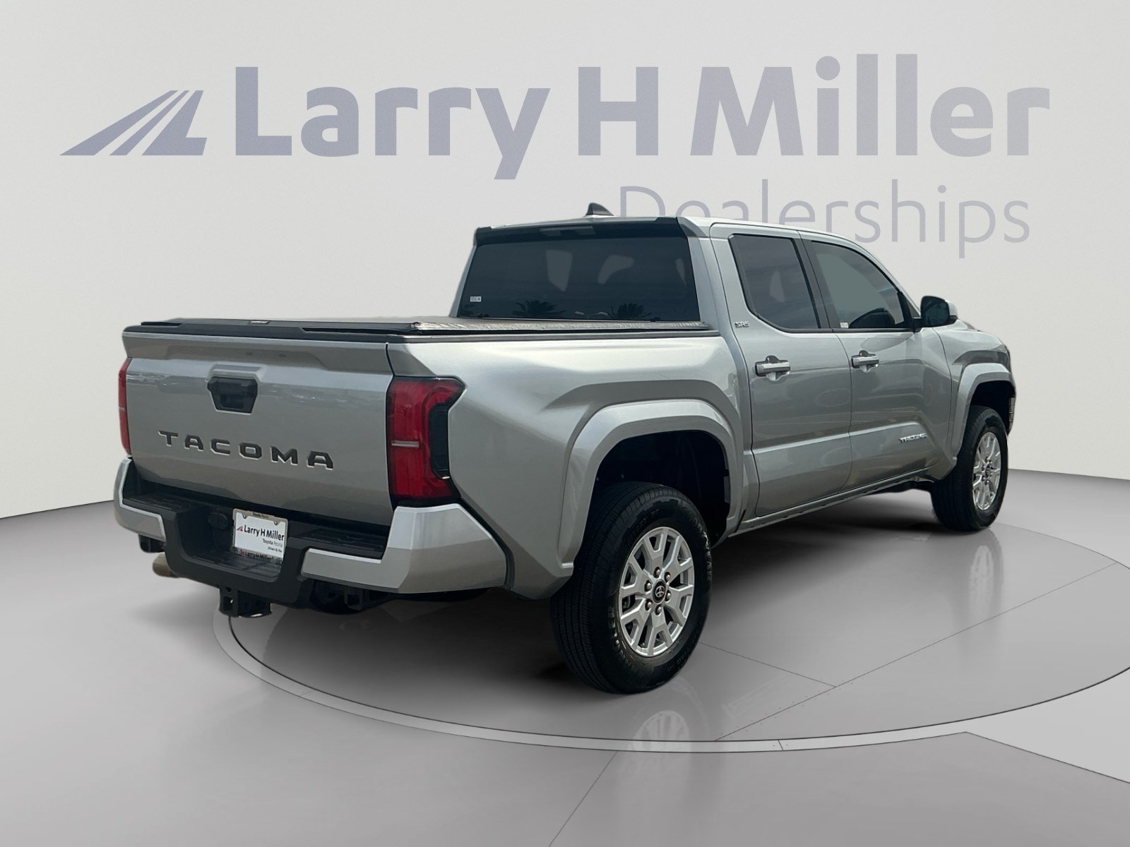 Certified 2026 Toyota Tacoma SR5 RWD image 5