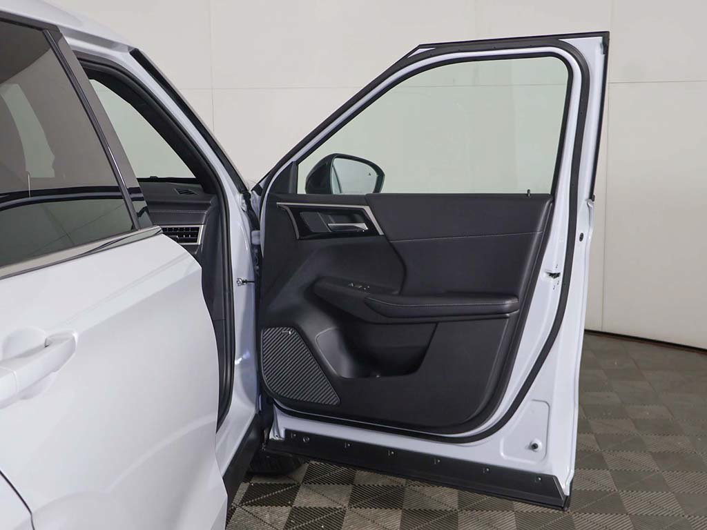 New 2026 Mitsubishi Outlander LE AWD/4WD image 22