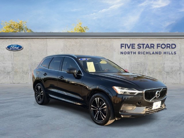 Used 2019 Volvo XC60 T5 Momentum w/ Premium Package AWD/4WD image 2