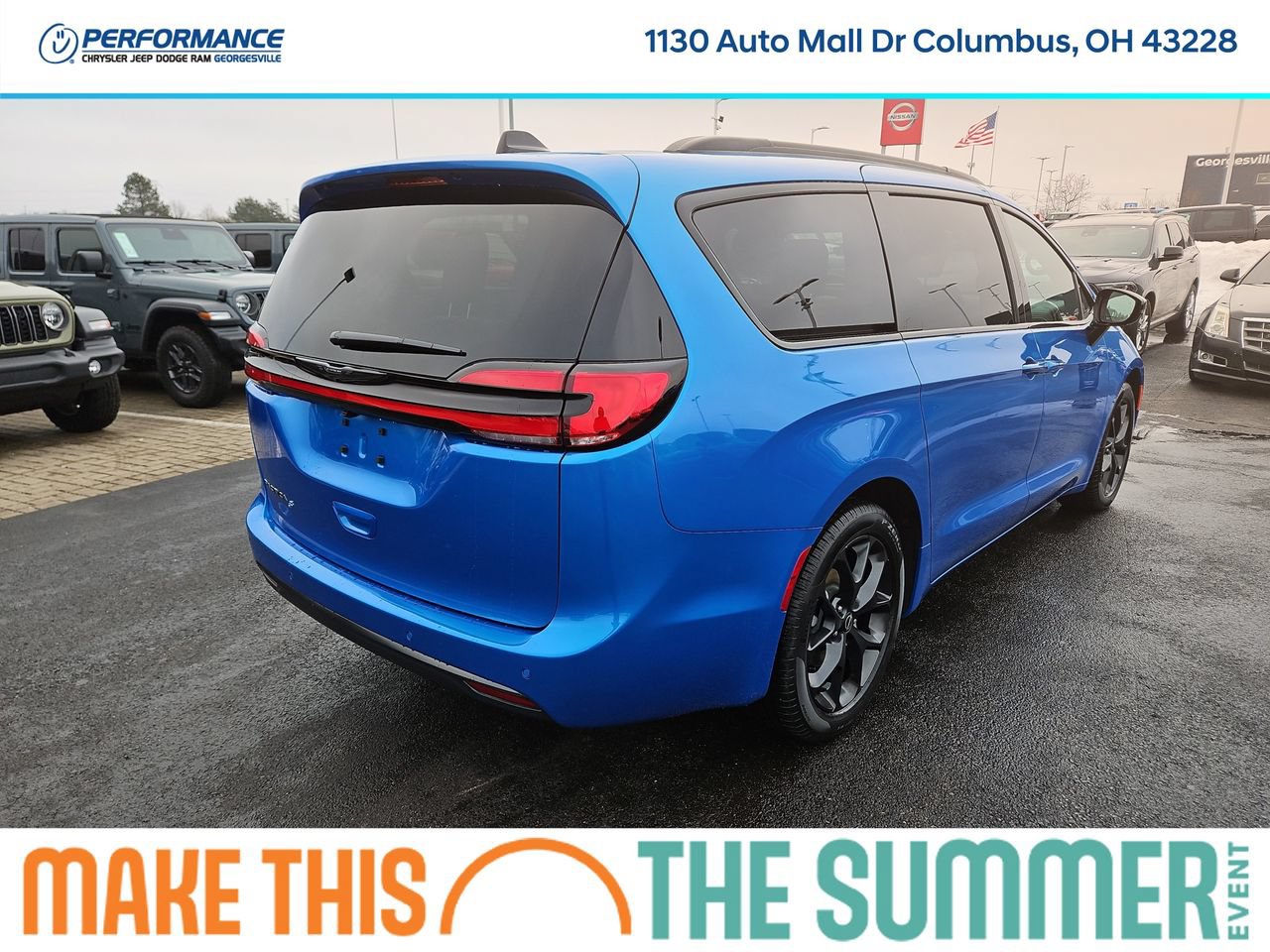 New 2026 Chrysler Pacifica Select w/ S Appearance Package FWD image 7