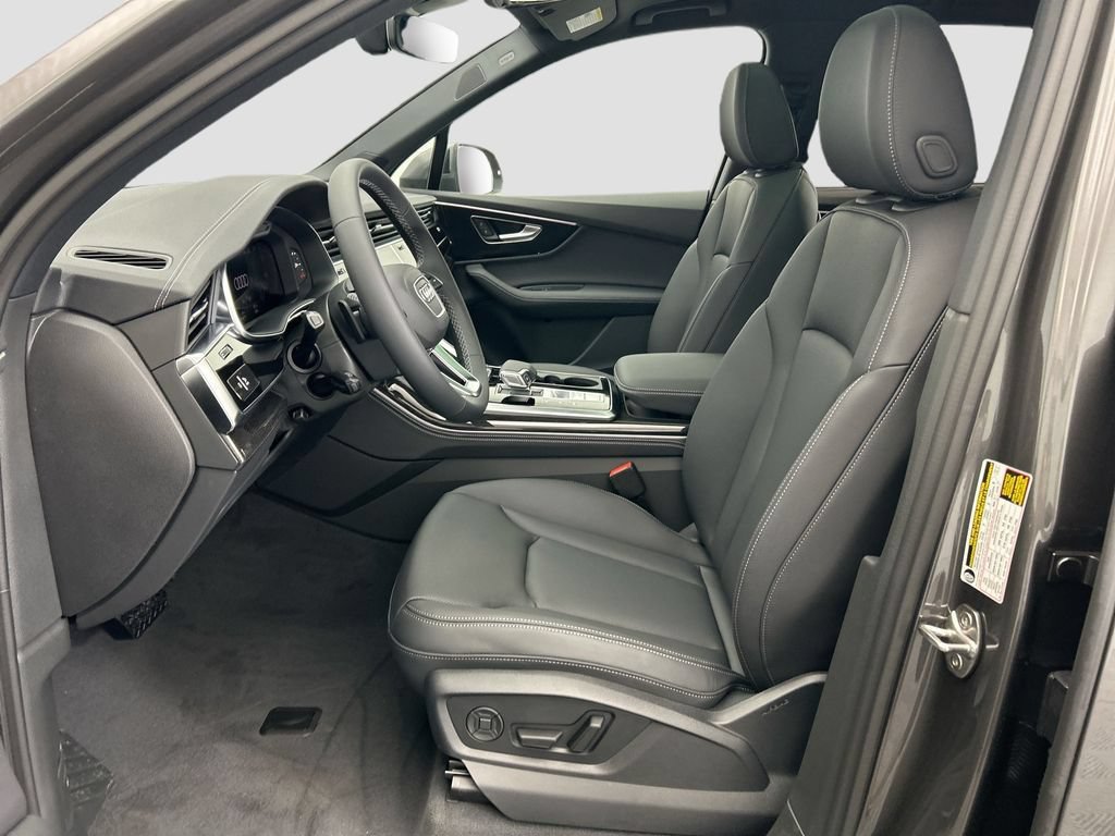 Used 2026 Audi Q7 3.0T Premium Plus w/ Premium Plus Package AWD/4WD image 19