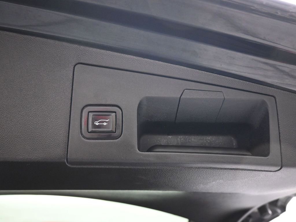 Used 2020 Cadillac XT5 Luxury FWD image 44