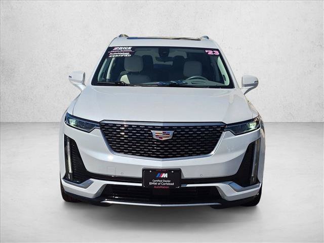Used 2023 Cadillac XT6 Premium Luxury w/ Technology Package AWD/4WD image 3