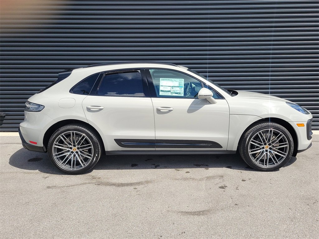 New 2026 Porsche Macan GTS image 8