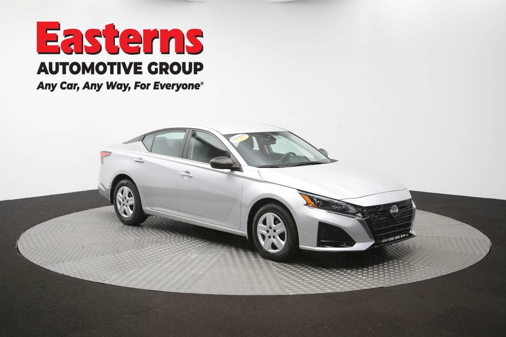 Used 2024 Nissan Altima 2.5 S FWD image 47