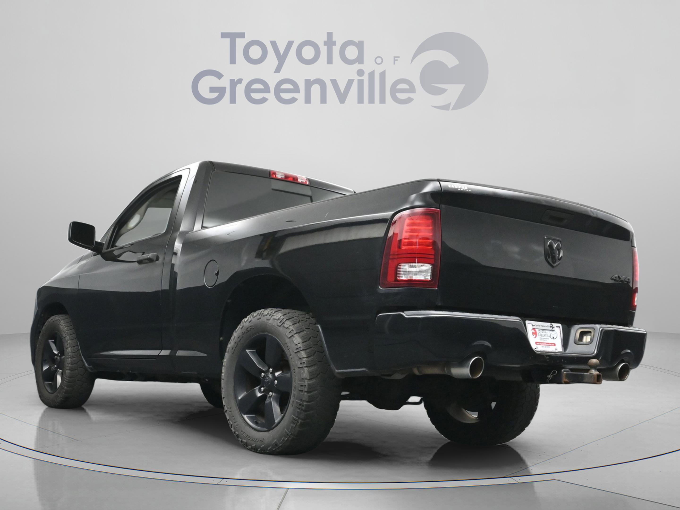 Used 2014 RAM 1500 Express image 9