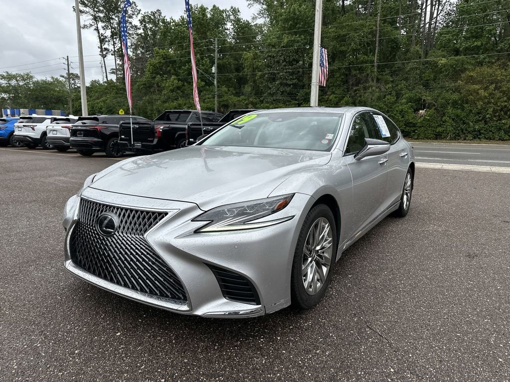 Used 2019 Lexus LS 500 w/ Accessory Package (Z2) RWD image 12
