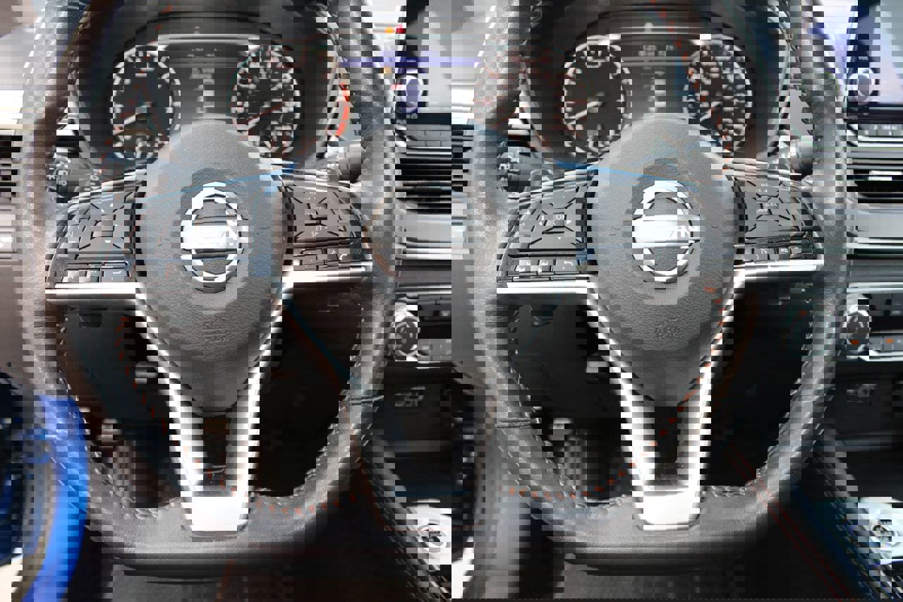 Used 2025 Nissan Altima 2.5 SR image 11