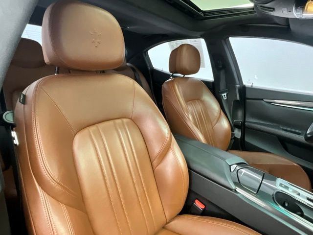 Used 2015 Maserati Ghibli RWD image 14