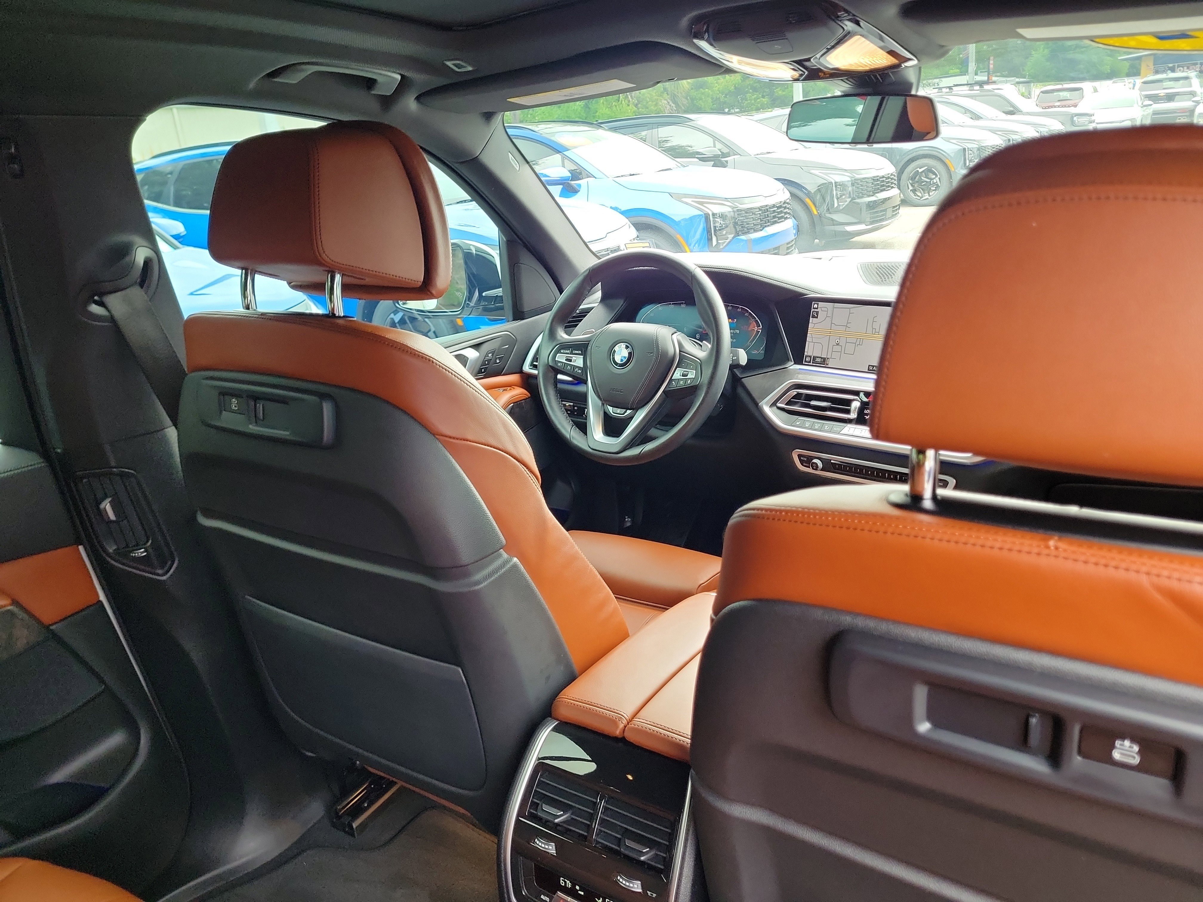 Used 2022 BMW X5 xDrive40i w/ Premium Package AWD/4WD image 13