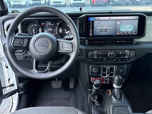 Used 2024 Jeep Wrangler Unlimited image 7