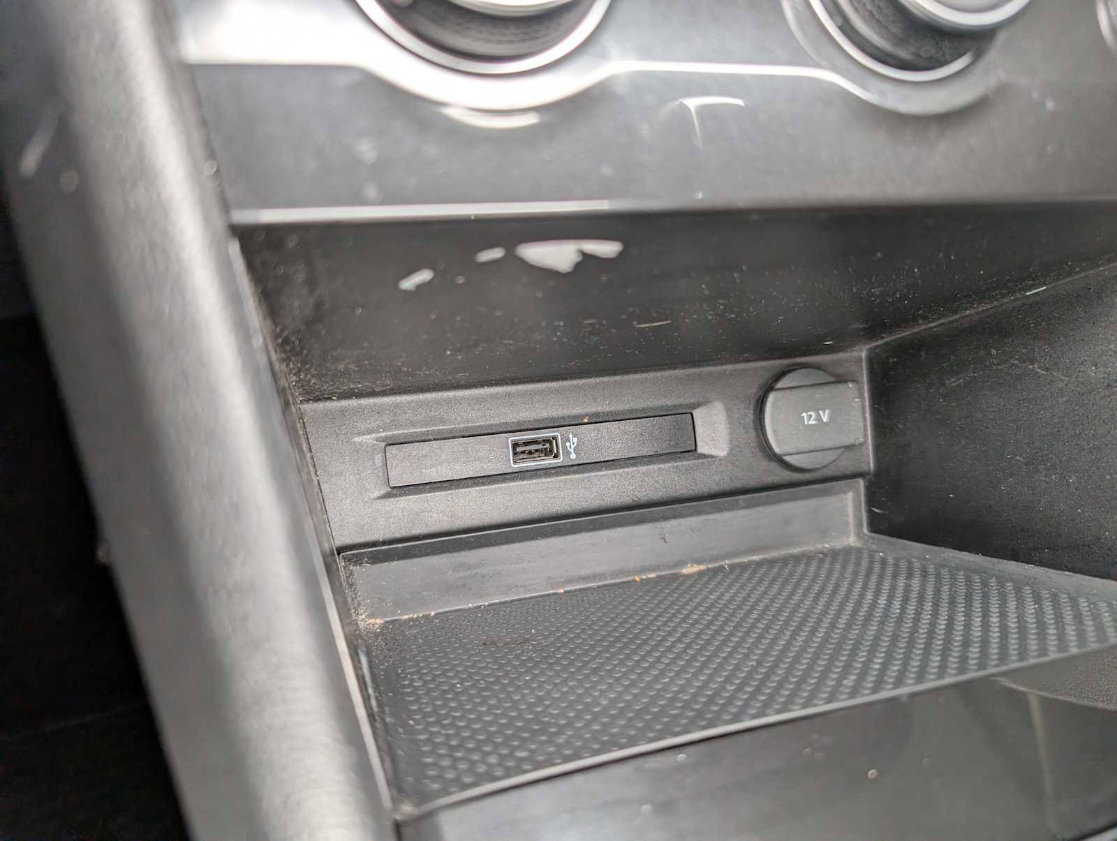 Used 2018 Volkswagen Tiguan S FWD image 28