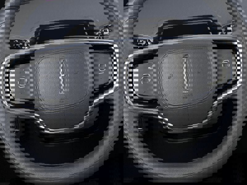 New 2025 Lincoln Nautilus Reserve image 12