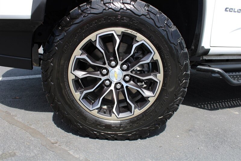 Used 2022 Chevrolet Colorado ZR2 AWD/4WD image 11