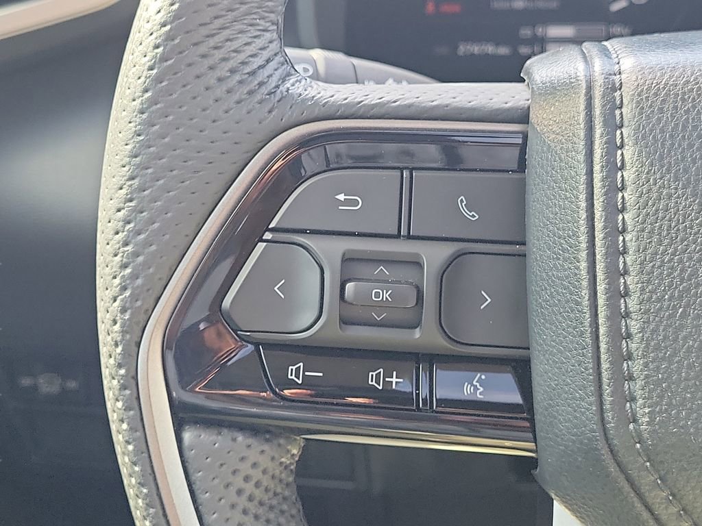 Used 2024 Toyota Sequoia Limited w/ Tow Technology Package image 33