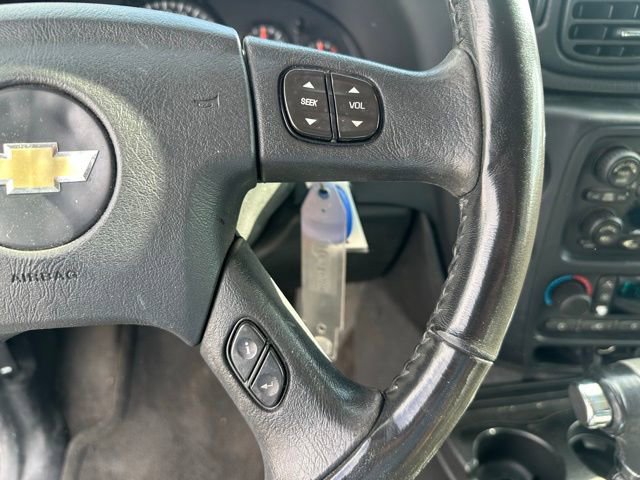 Used 2005 Chevrolet TrailBlazer LT AWD/4WD image 5