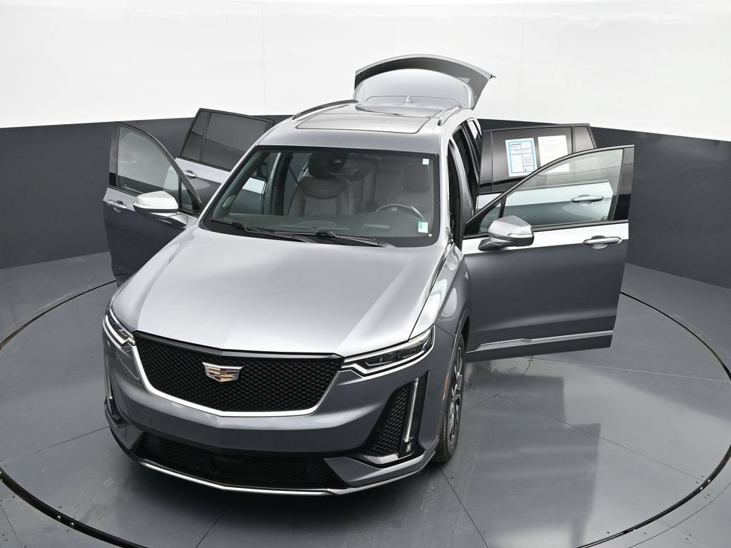 Used 2022 Cadillac XT6 Sport w/ Technology Package AWD/4WD image 62