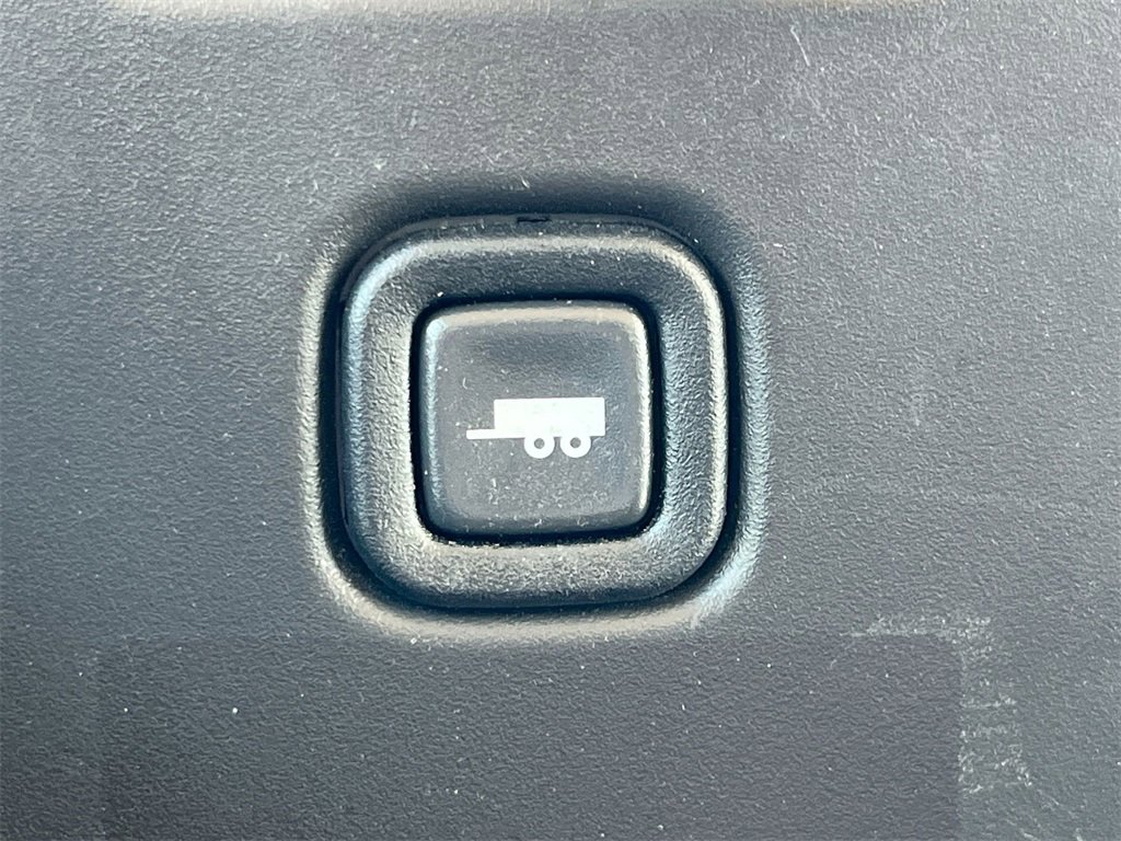 Used 2024 GMC Savana 2500 w/ Driver Convenience Package image 20