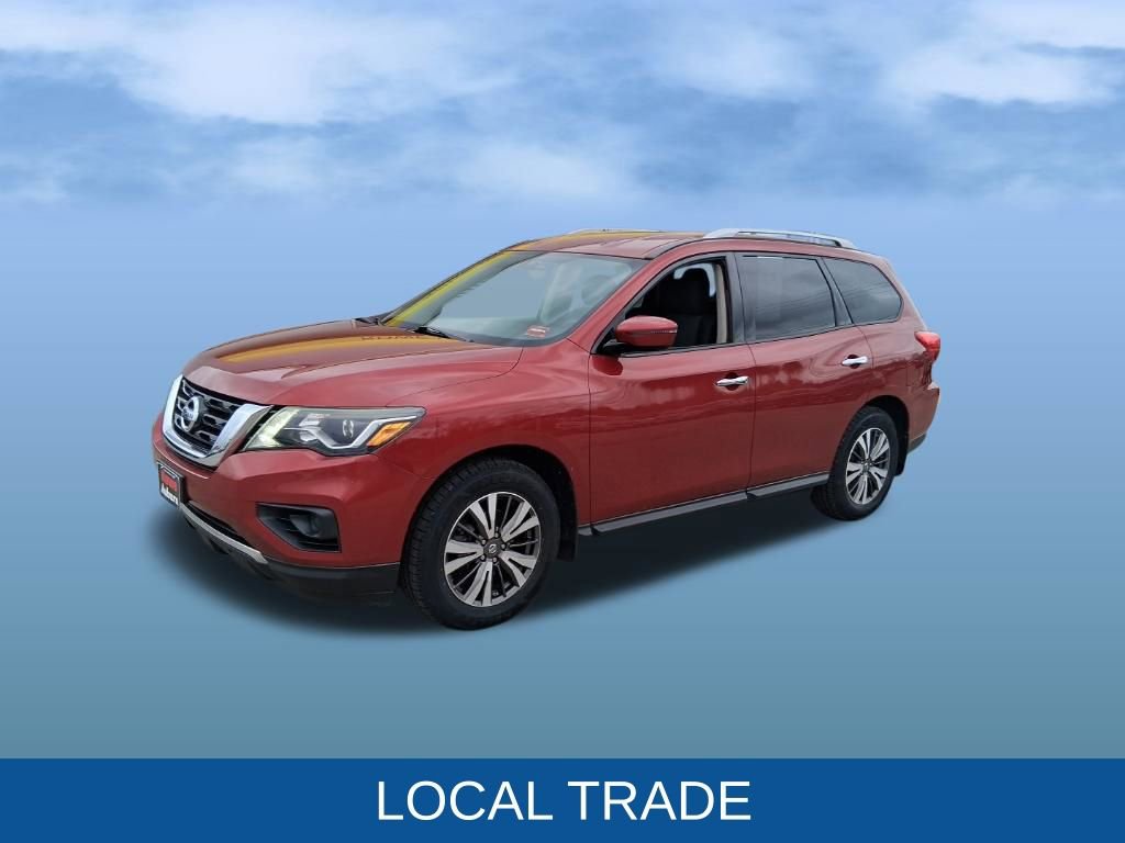 Used 2017 Nissan Pathfinder S image 3