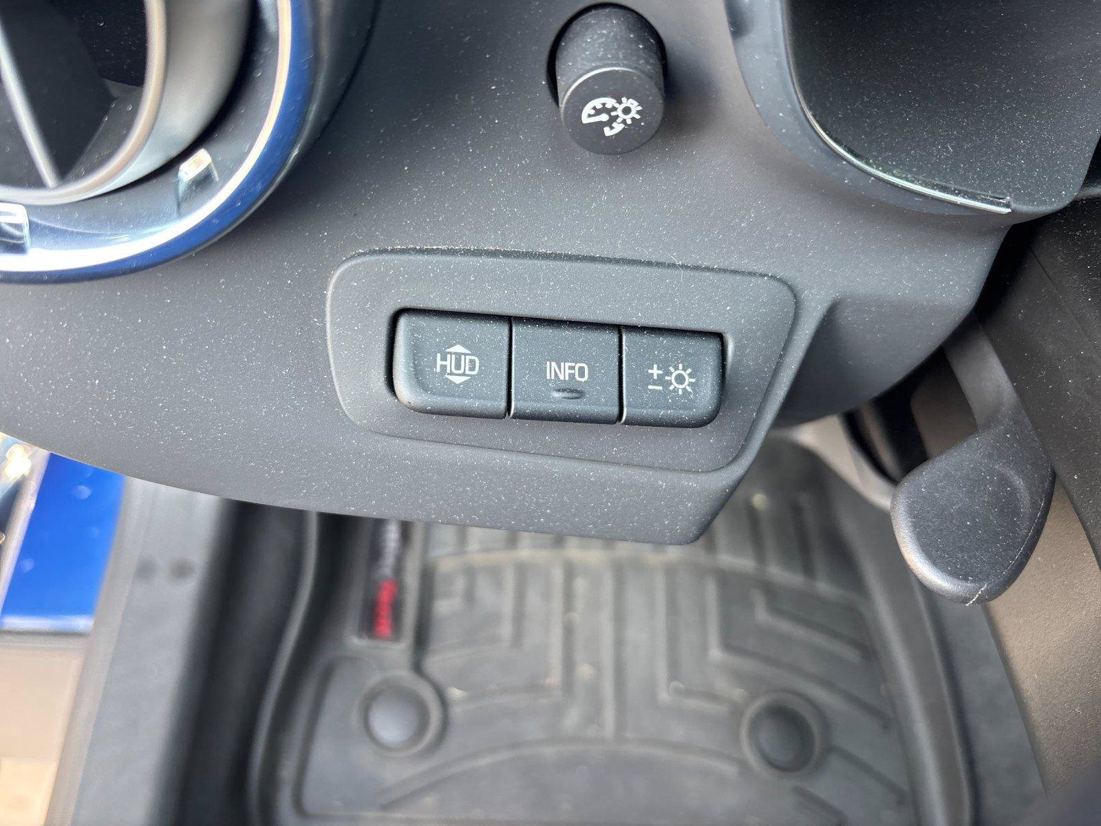 Used 2023 Chevrolet Camaro ZL1 RWD image 17
