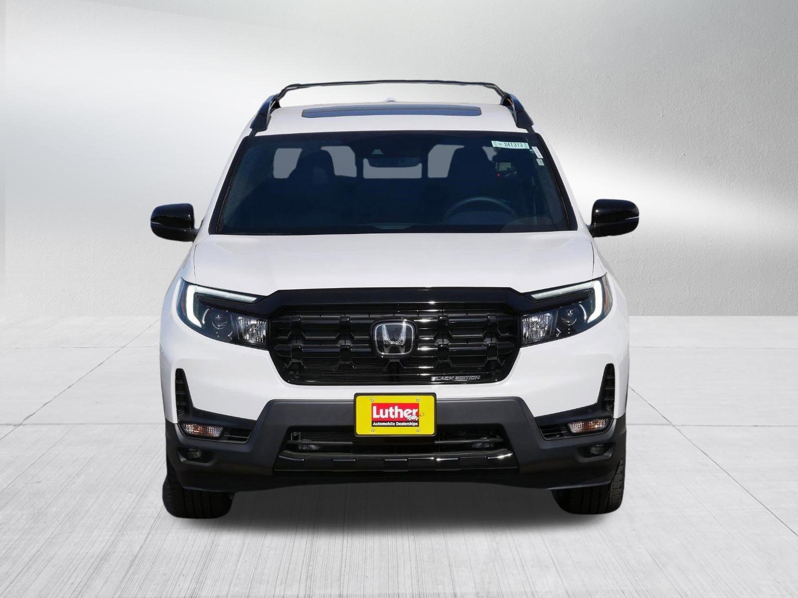 New 2026 Honda Ridgeline Black Edition image 2