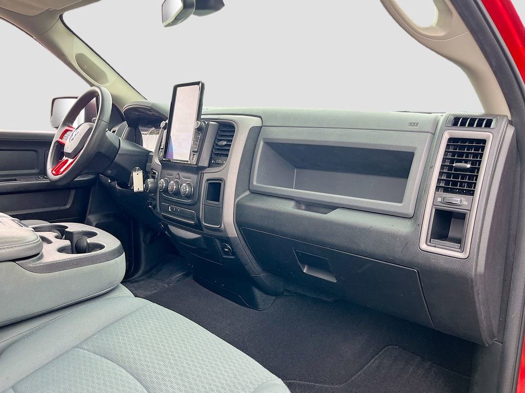 Used 2018 RAM 1500 Express RWD image 25
