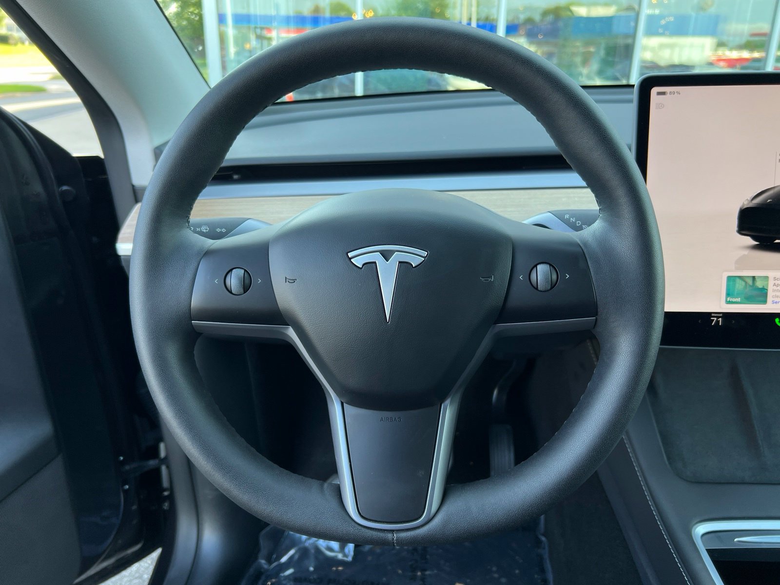 Used 2024 Tesla Model Y Long Range AWD/4WD image 18