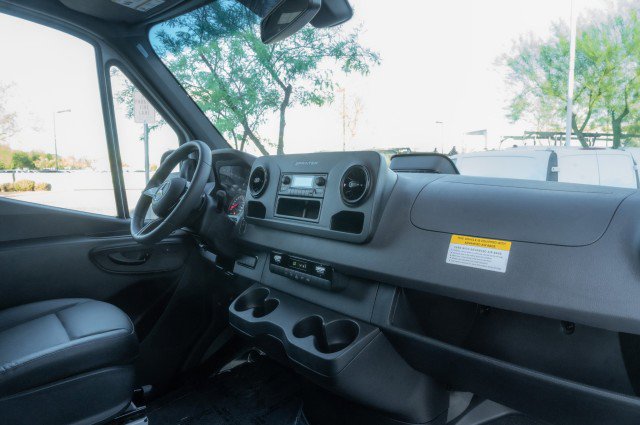 New 2025 Mercedes-Benz Sprinter 2500 image 17