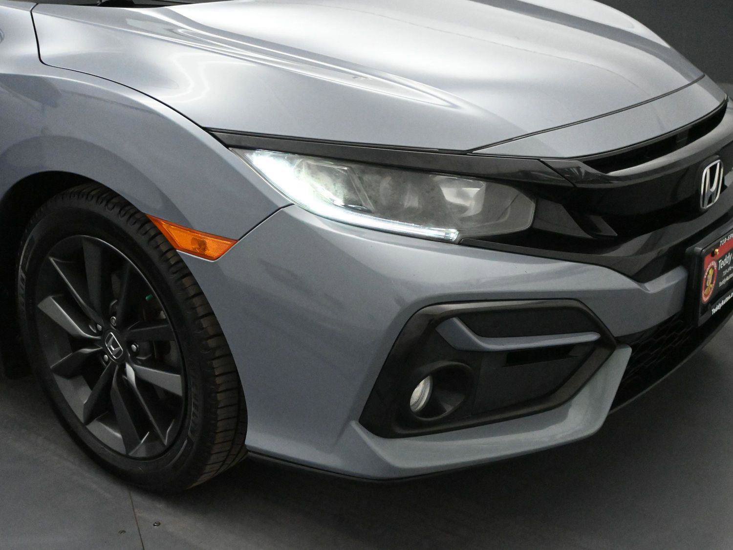 Used 2020 Honda Civic EX image 17