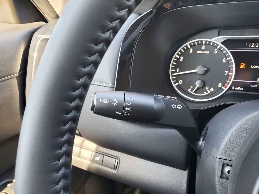 New 2025 Nissan Pathfinder SV image 26