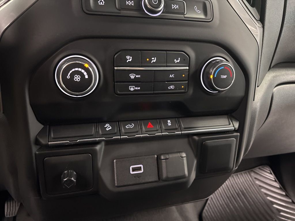 Used 2019 Chevrolet Silverado 1500 Custom Trail Boss w/ Custom Convenience Package image 19
