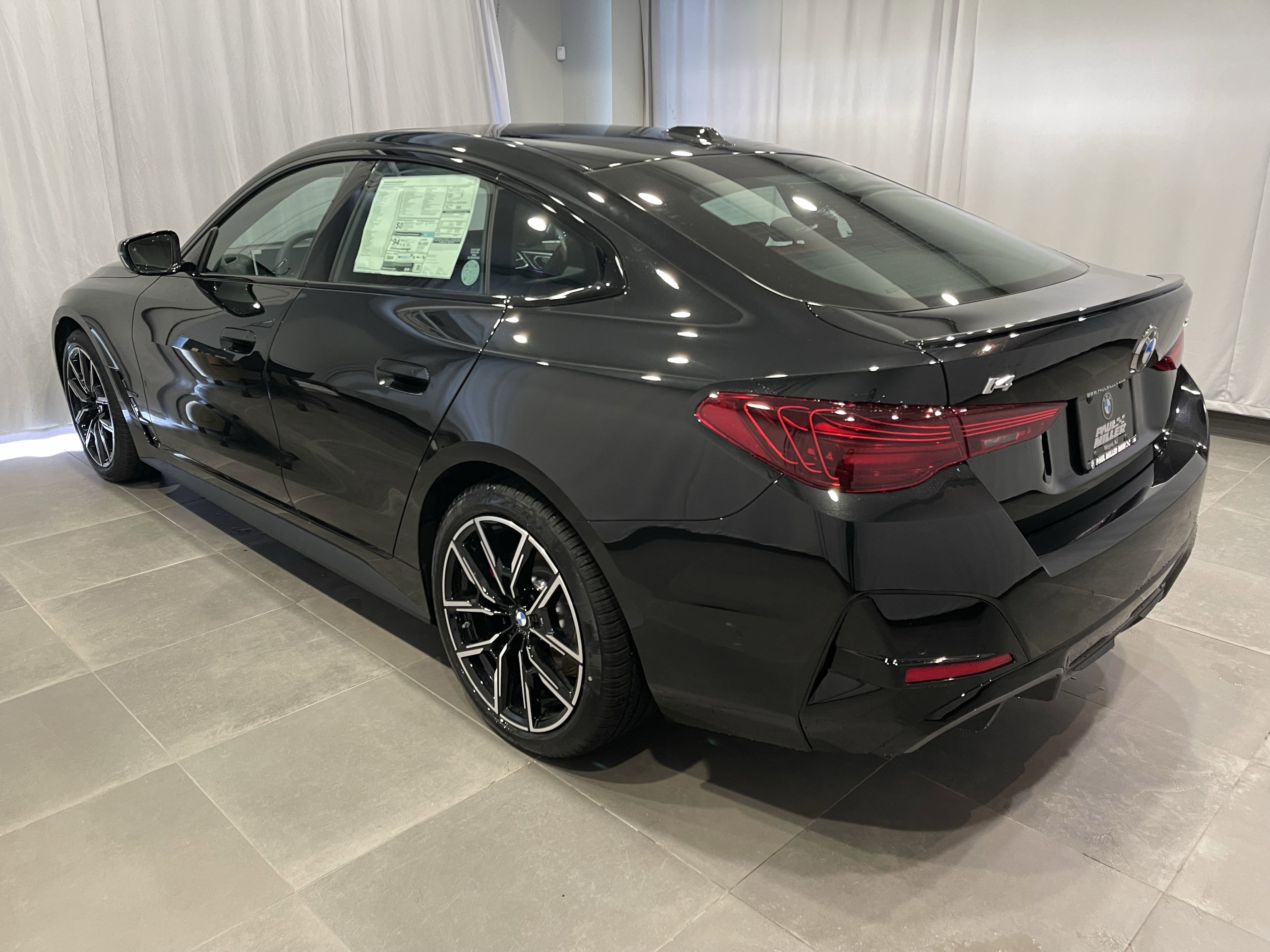 New 2026 BMW i4 xDrive40i w/ M Sport Package AWD/4WD image 4