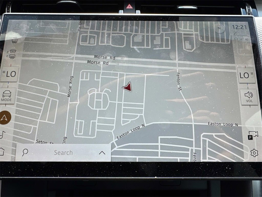 Certified 2024 Land Rover Discovery Sport Dynamic SE image 25