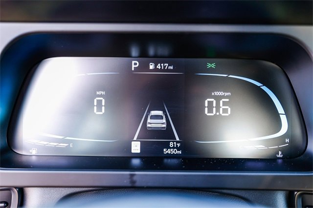 Certified 2025 Hyundai Elantra Sport image 26