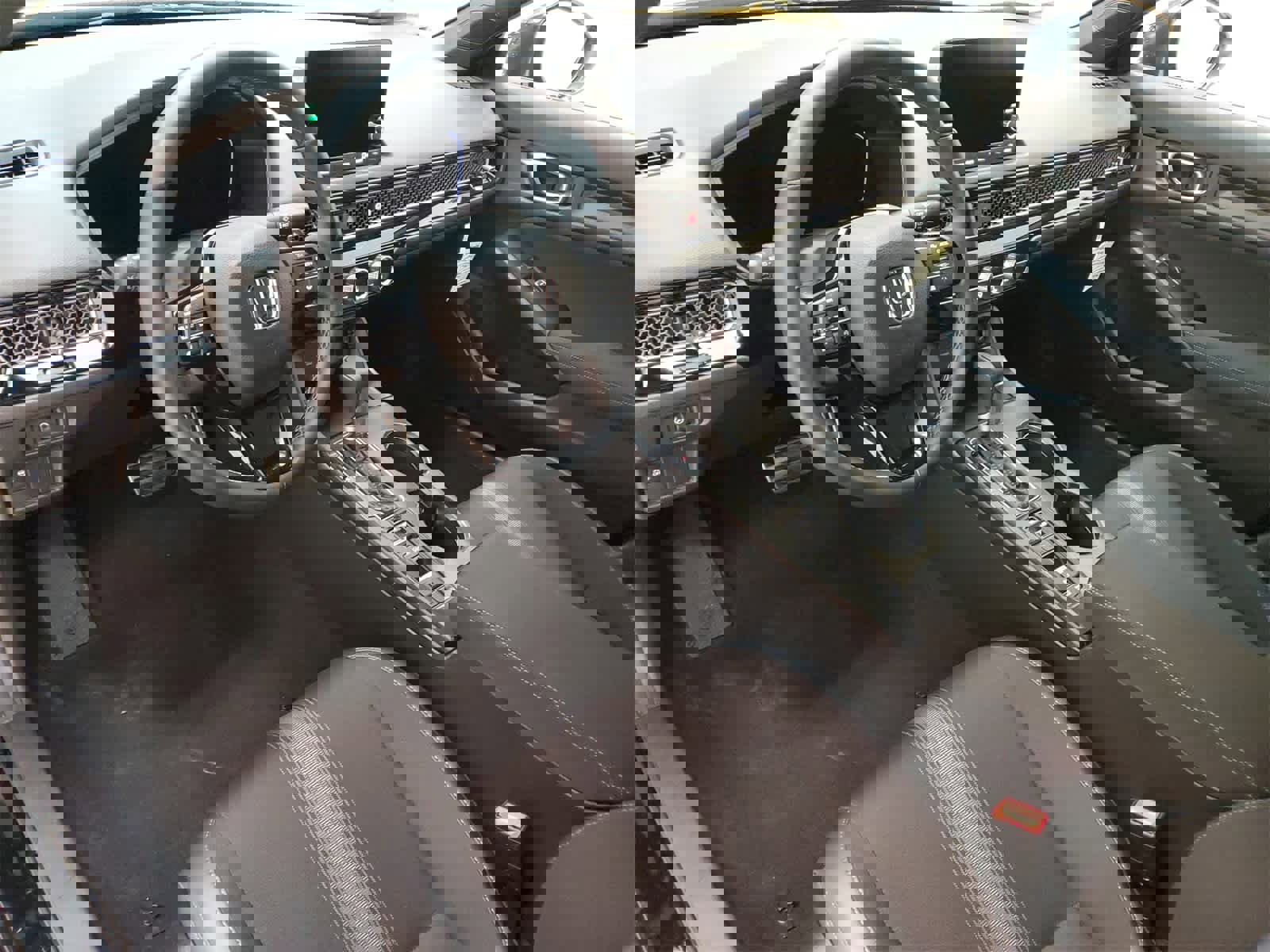 Certified 2025 Honda Civic Sport image 2