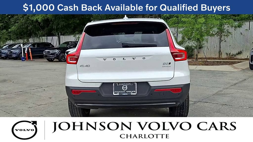 New 2026 Volvo XC40 B5 Ultra w/ Protection Package Premier AWD/4WD image 3
