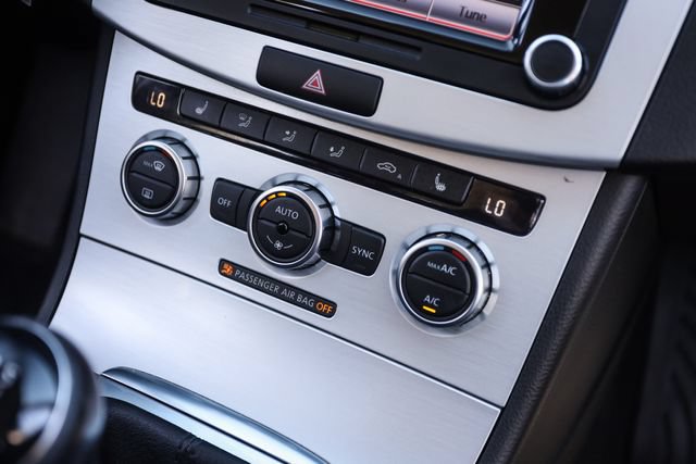 Used 2013 Volkswagen CC Sport FWD image 23