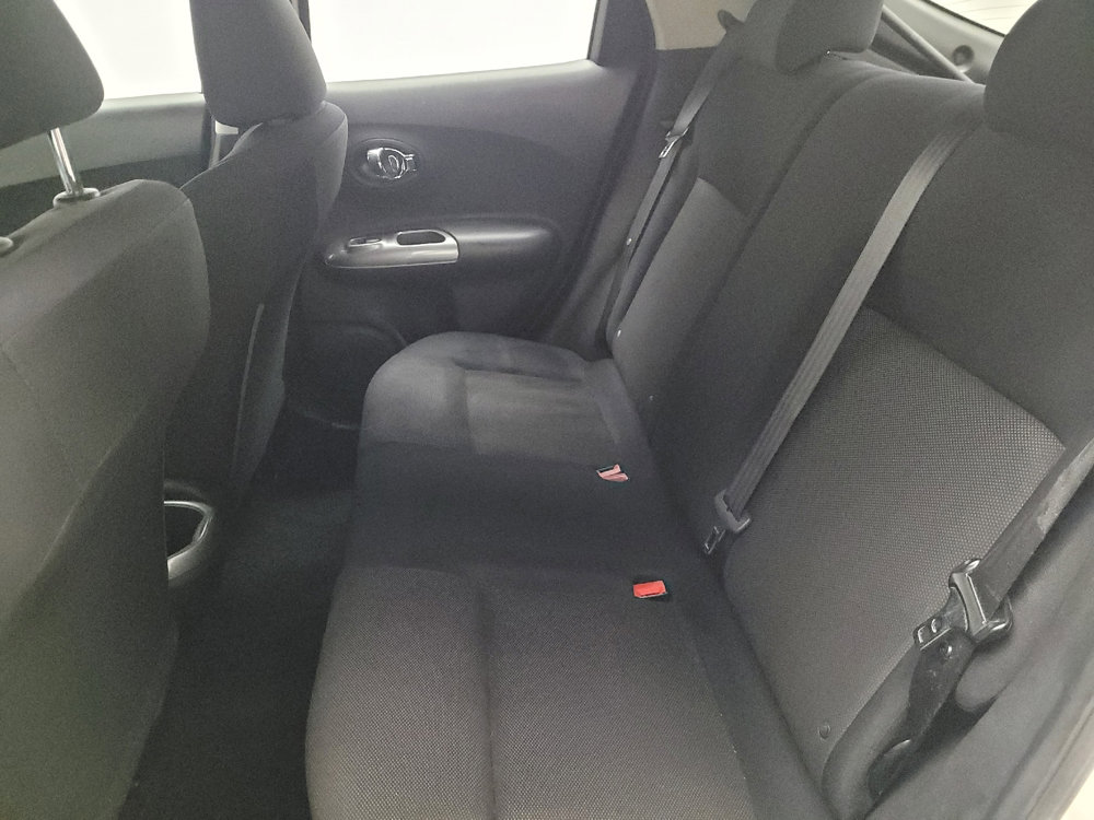 Used 2013 Nissan Juke S image 18