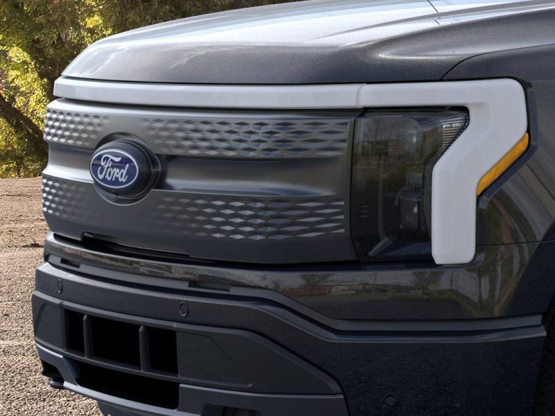 New 2025 Ford F150 Lightning Flash image 17