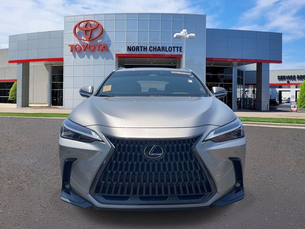 Used 2025 Lexus NX 350 AWD w/ Accessory Package (Z2) image 3