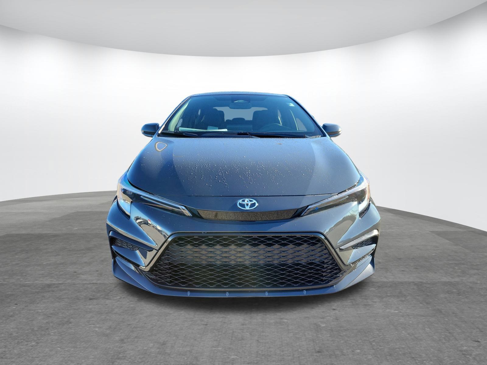 New 2026 Toyota Corolla SE image 2